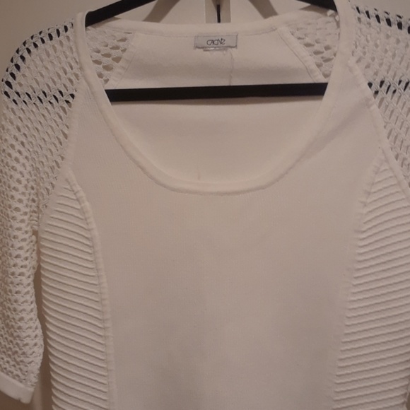 Cache White Short Sleeve Knit Sweater Crochet - Picture 2 of 4